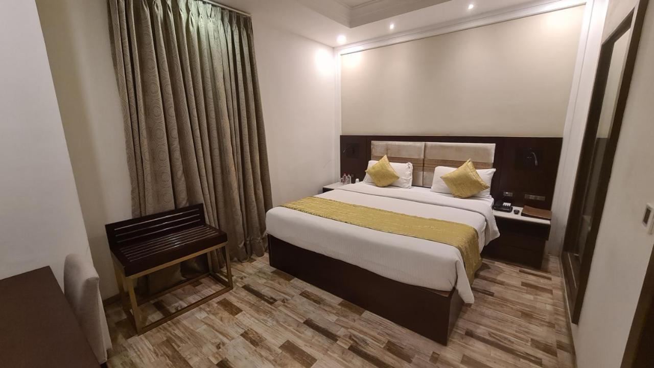 Regenta Inn Ranip Ахмедабад Екстер'єр фото